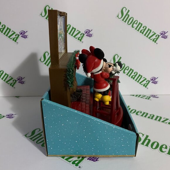 Ruz Disney Mickey & Minnie Mouse Fireplace Lights Musical Christmas Animated - Picture 5 of 6